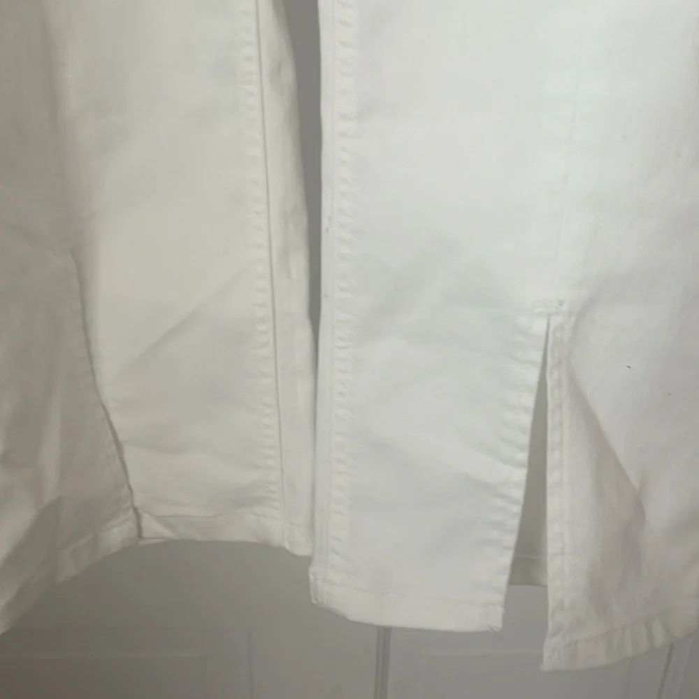 White split hem pants - Picture 2 of 6